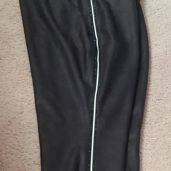 Faux Leather Like Leggings w/White & Bling Stripe Piping Sz 18/20 W - Picture 4 of 9